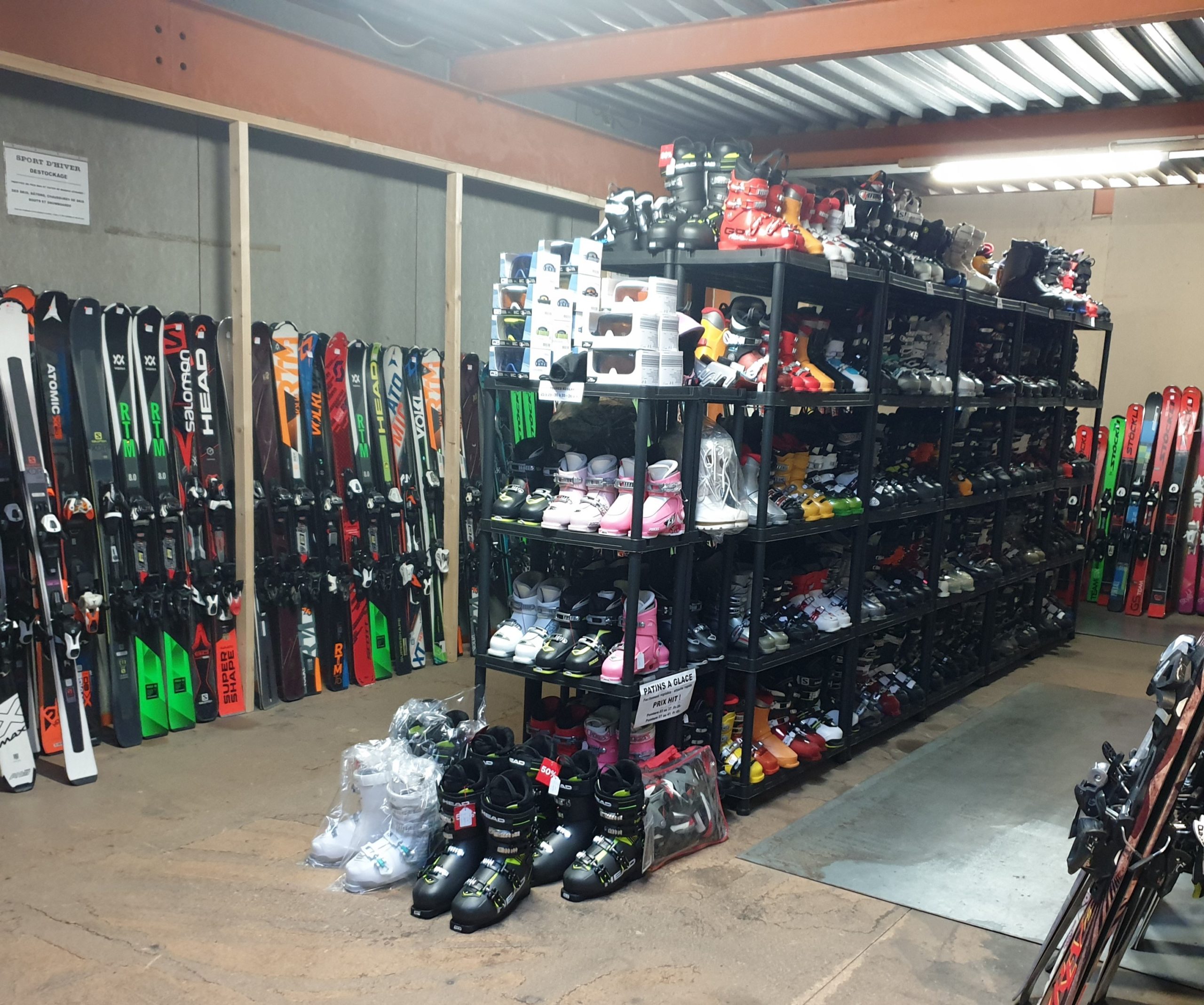 Articles de sports d’hiver : Skis Snowboard Luge Chaussures de ski & Boots Casque & Bâtons